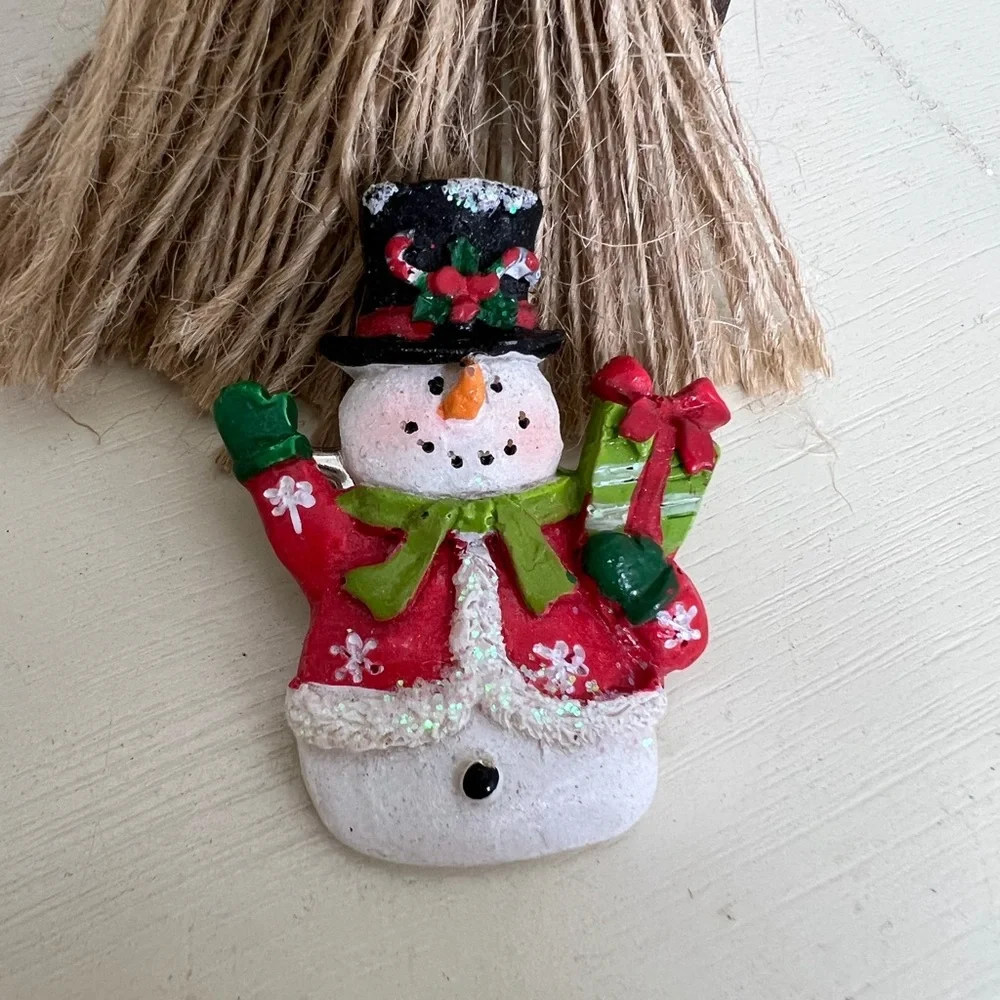Brand New-Snowman Pin